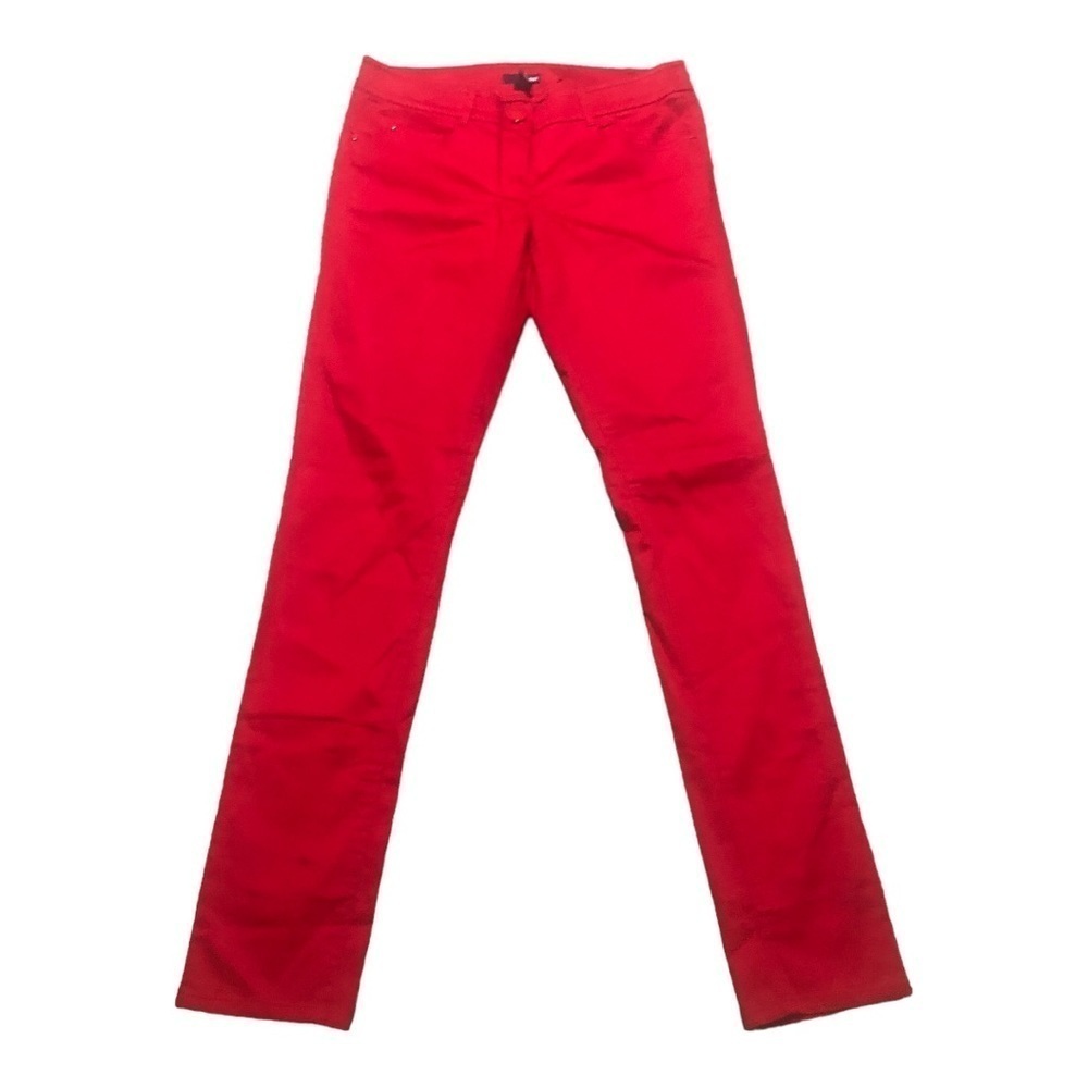 Women’s Red HM Pants Size 8 inseam 32 inches waist 15,5 inches Slim  Leg